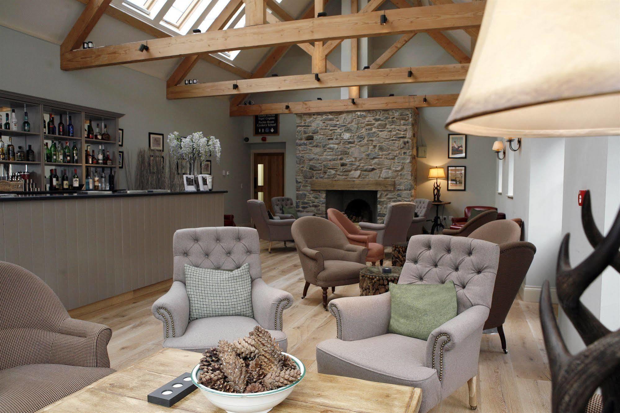 Furnace Farmhouse Bodnant Tal-y-Cafn Bagian luar foto