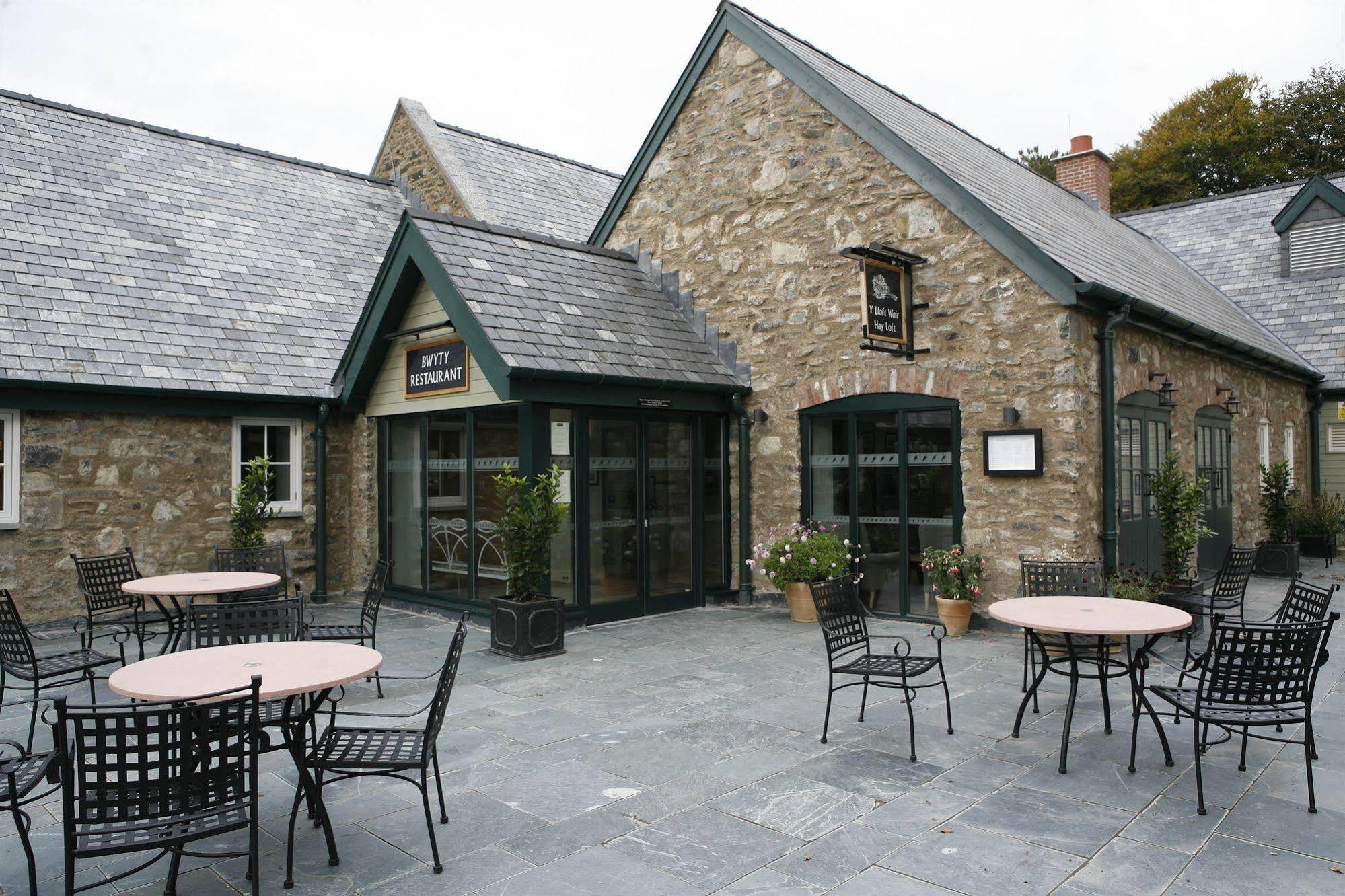 Furnace Farmhouse Bodnant Tal-y-Cafn Bagian luar foto
